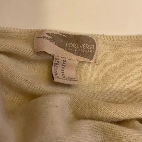 SALE!! Forever 21 cream crossover slouchy sweater women's size Medium FALL! - Picture 2 of 4